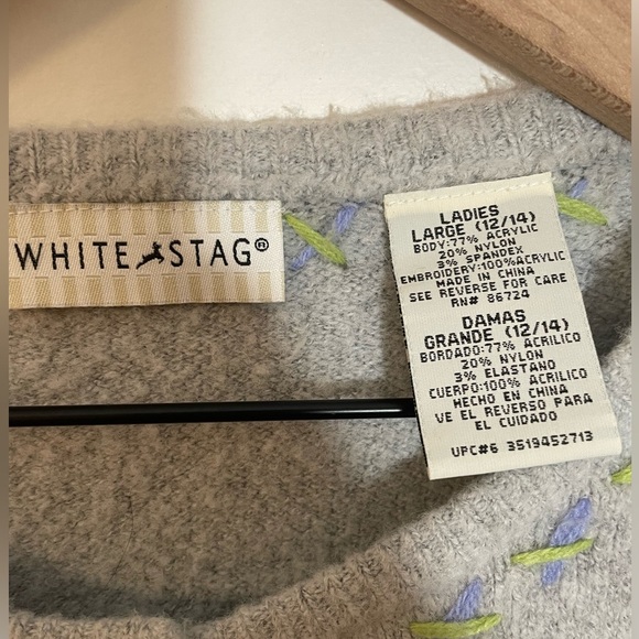White Stag Embroidered Floral Soft Cozy Cardigan Sweater Gray Size Large - Picture 7 of 12